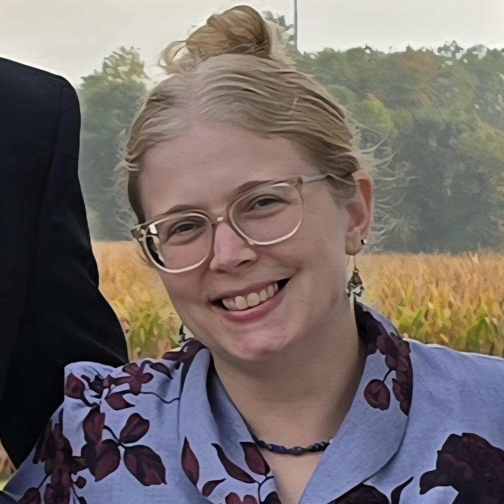 Meet your Posher, Angela